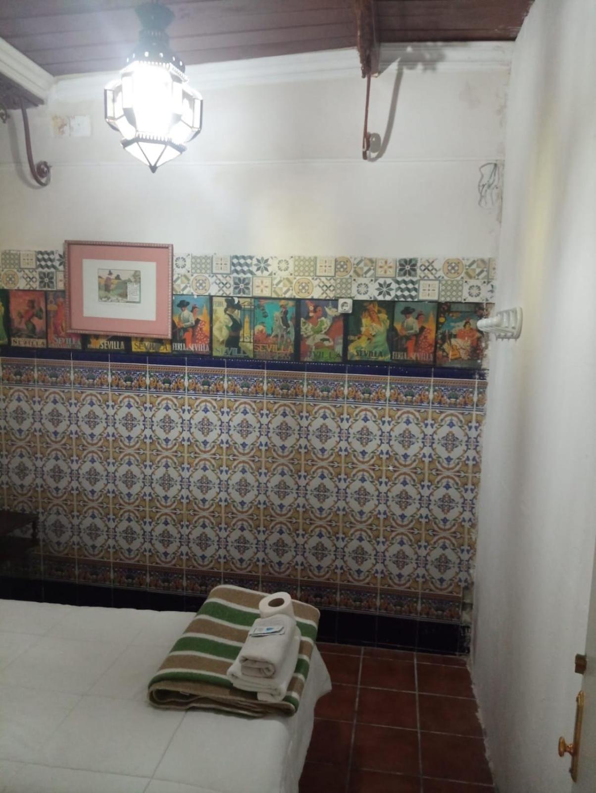 Pension Santa Maria La Blanca Σεβίλλη Εξωτερικό φωτογραφία